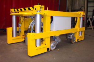 Pits' mobile lift for railcars